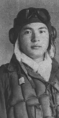 Kazuo Tsunoda, Japanese fighter pilot., dies at age 94
